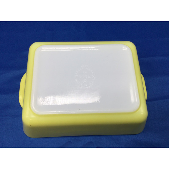 Vintage Pyrex 0503 Primary Yellow 1 1/2 Quart Dish no lid - Picture 4 of 8